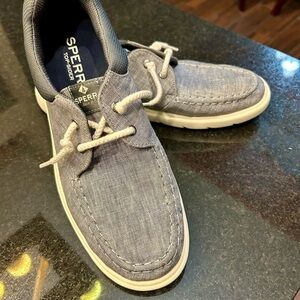 Sperry‎ Gray Boat Shoes with White Soles and Canvas Upper